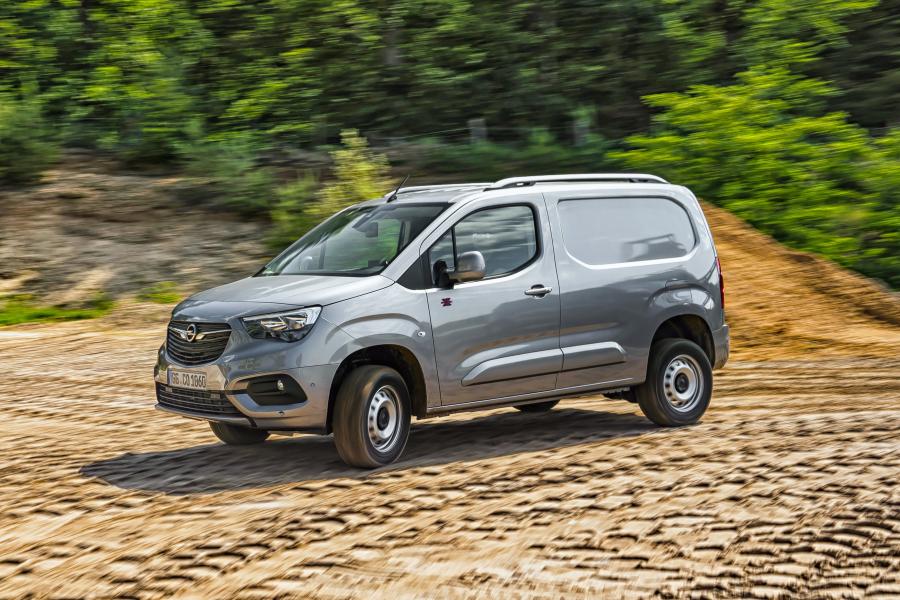  Opel Combo Cargo 4x4 2019 года  (фото 25 из 39)